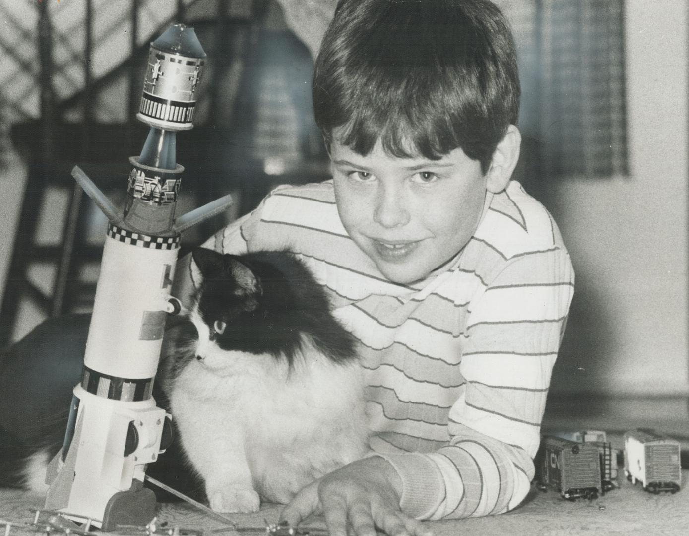 The count of boulogne is 8-year-old Henri Louis de Bourbon, a pupil at Bedford Park Public School who'd rather play with his rocket and his cat, Fluffy, than talk about how it feels to be a French count. He became one when his grandfather Prince Louis Jean Henri Charles de Bourbon, a descendant of King Louis XVI and Marie Antoninette, died in Holland a t 64.