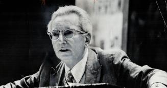 Viktor Frankl. 3,000 at Toronto lecture