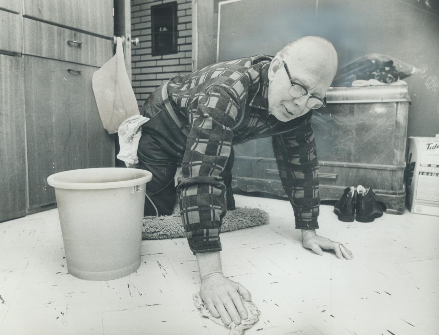 It's a switch for retired Ontario Hydro employee Bill Pratt to be washing floors for two women who both go out to work