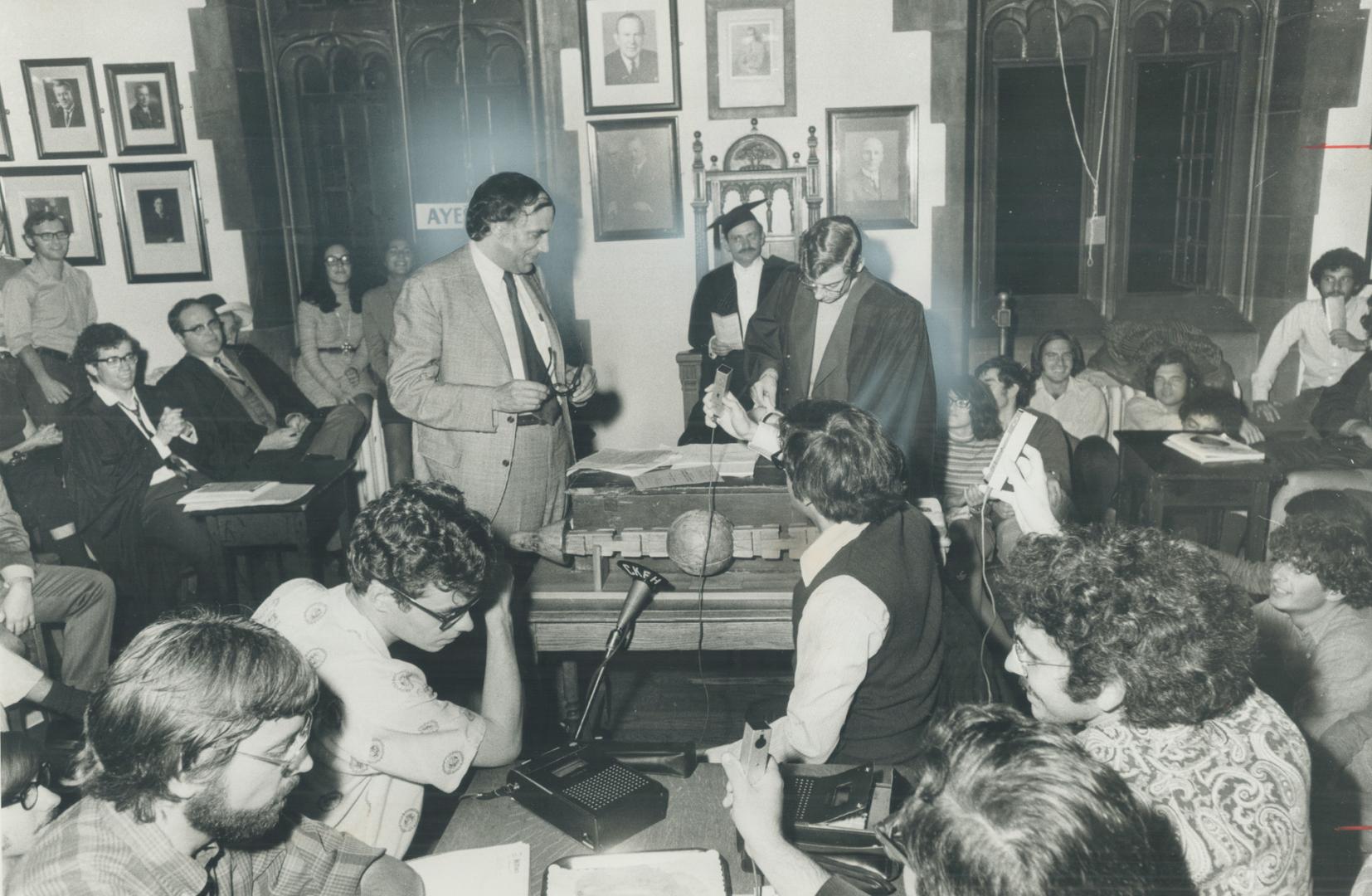 William Kunstler, the lawyer who defended the Chicago Seven, came to Toronto to appear on a charge of assault and ended up instead talking to students after Judge Tupper Bigelow said he wasn't feeling well and adjourned the case