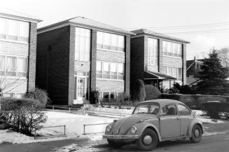 Gladstone Avenue, east side, between Lindsey Avenue and Sylvan Avenue, Toronto, Ont.