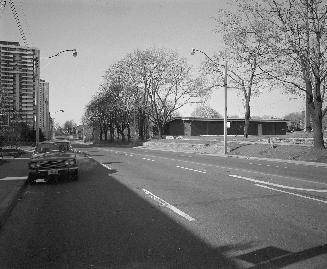 Davisville Avenue, looking west from west of Mount Pleasant Road. June Rowlands Park is on the …