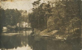 View of lake looking north from Queen Street in Stewart Manor, Toronto, Ontario.