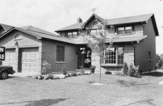 Model home at the Picture Homes project, Aurora, Ontario