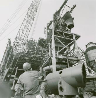 Blast furnace for Stelco steel complex under construction. Nanticoke, Ont.