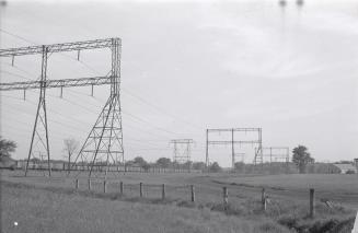 Ontario Hydro, station, Millwood Rd., north side, west of Overlea Blvd., Toronto, Ont.