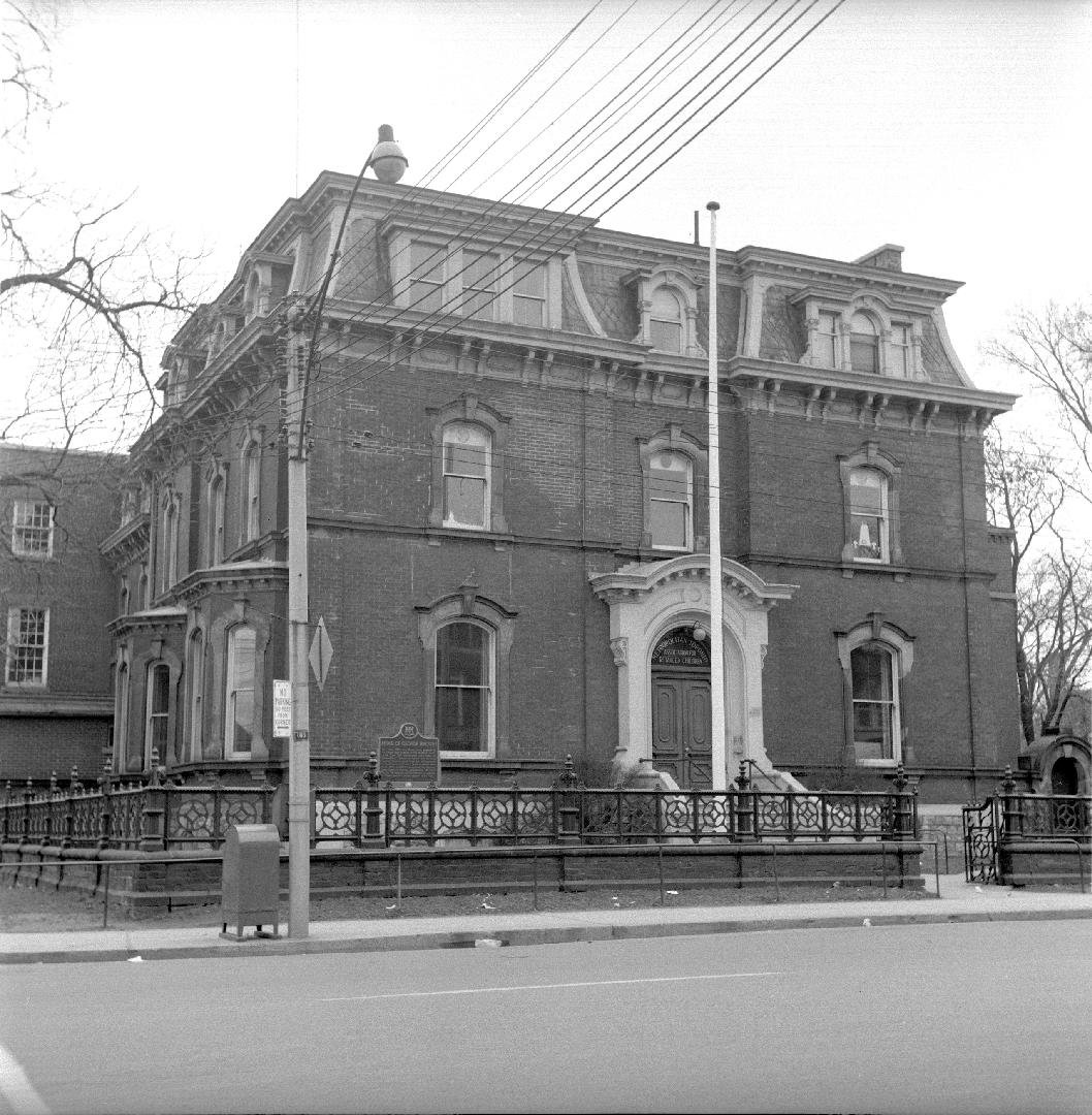 Brown, George, house, Beverley St