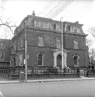 Brown, George, house, Beverley St