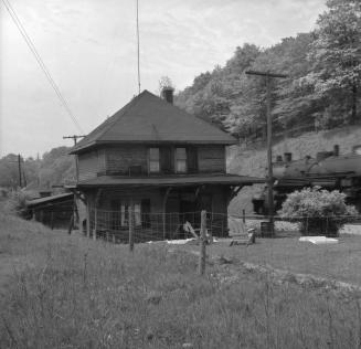 Todmorden Station (C.N.R.), Don Valley, north side Don River, near Todmorden Park, looking west