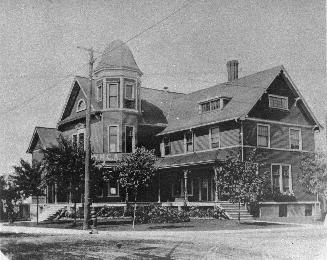 Young Men's Christian Association, East Toronto Branch, Main St