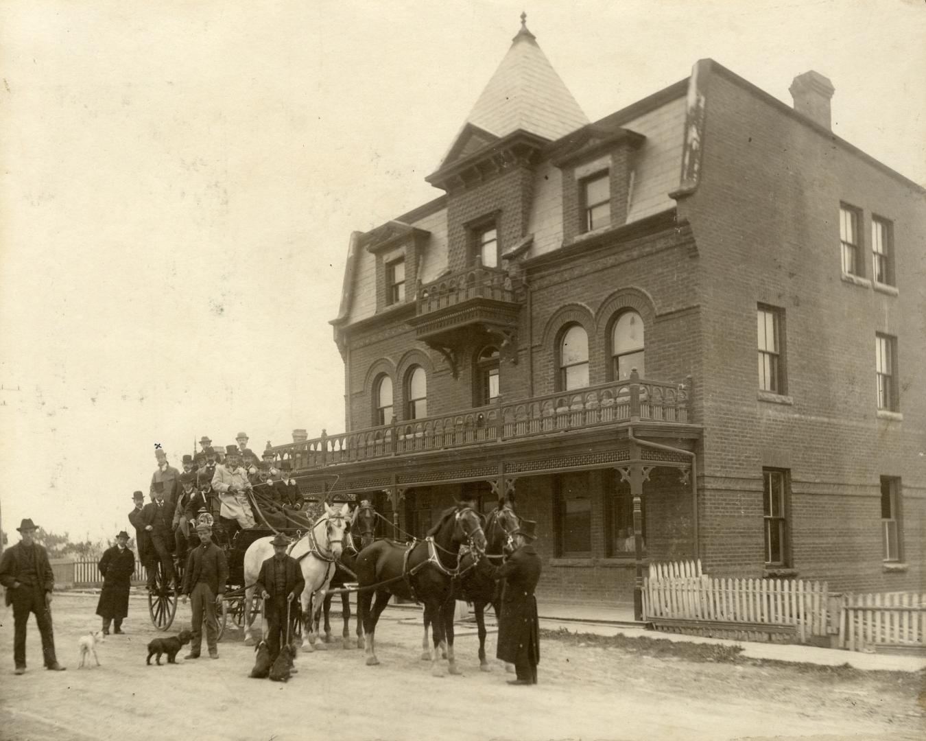 Bell's Hotel, southwest corner Bloor & Dundas Streets West, showing Brown's Tally-ho in front