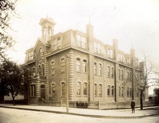 Givins Street Public School, Argyle St