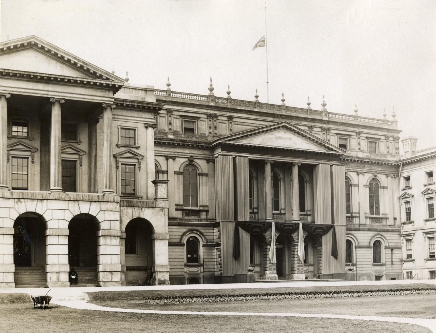 Edward VII, Decorations Mourning Death, on Osgoode Hall