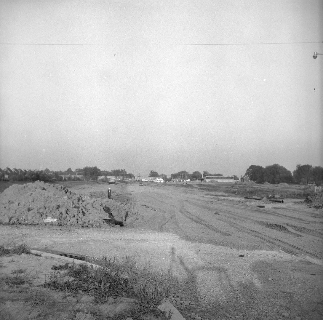 Holcolm Road., looking e. from Tamworth Road