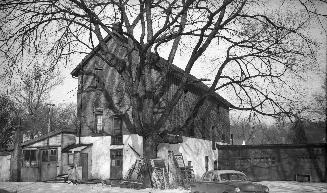 Pratt, George, mill, Campbell Crescent, west side, south of York Mills Rd