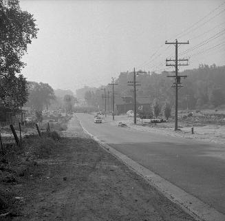 Yonge Street looking south from north of York Mills Road