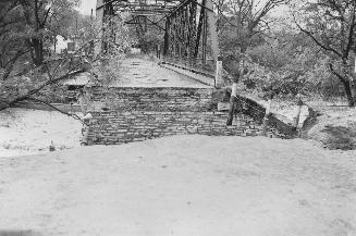 Humber River, looking east to Old Dundas St