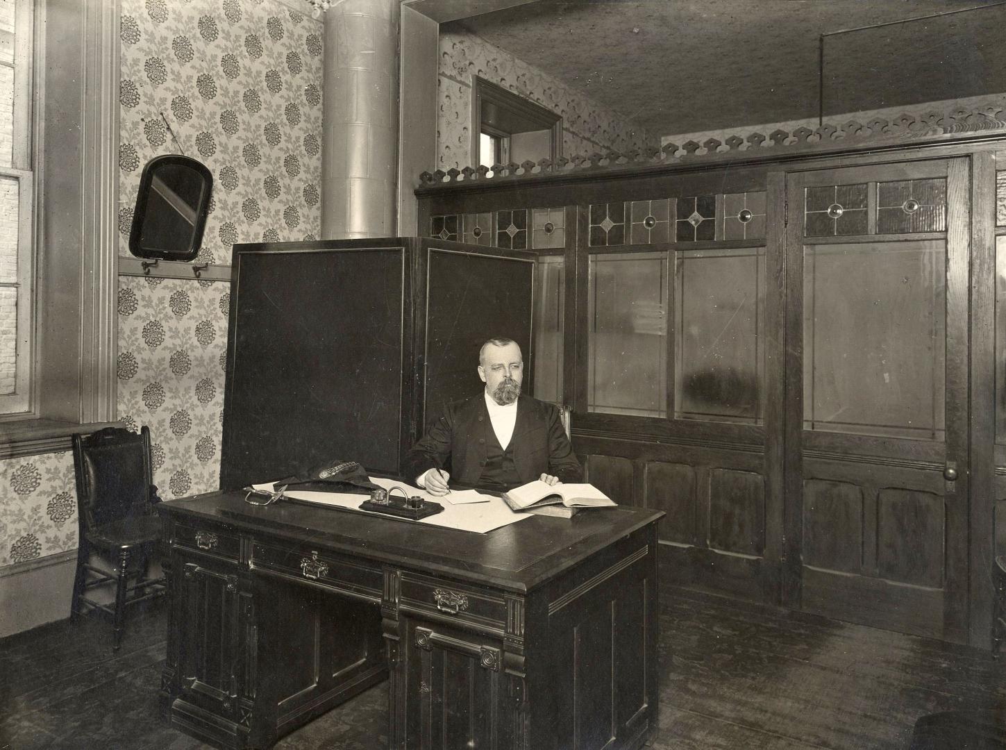 Court House (1853-1900), interior