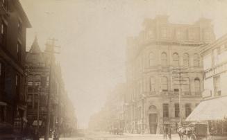 Yonge Street, looking south from north of King St