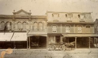 Queen St. West, Yonge to Simcoe Streets, north side, west from James St