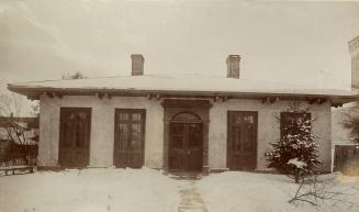 House, Spadina Avenue, west side, north of Glen Baillie Place