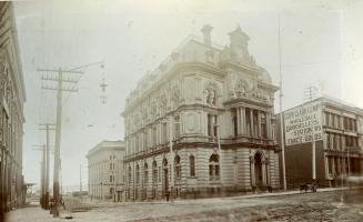 Custom House (1876-1919), Front Street West, southwest corner Yonge Street