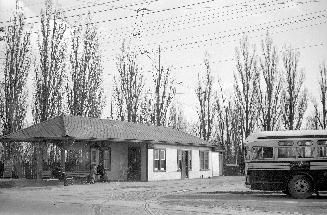 T. & Y.R.R., Scarborough Division, Birchcliff loop, Kingston Road., southeast corner Birchmount Road., looking southeast across Kingston Road