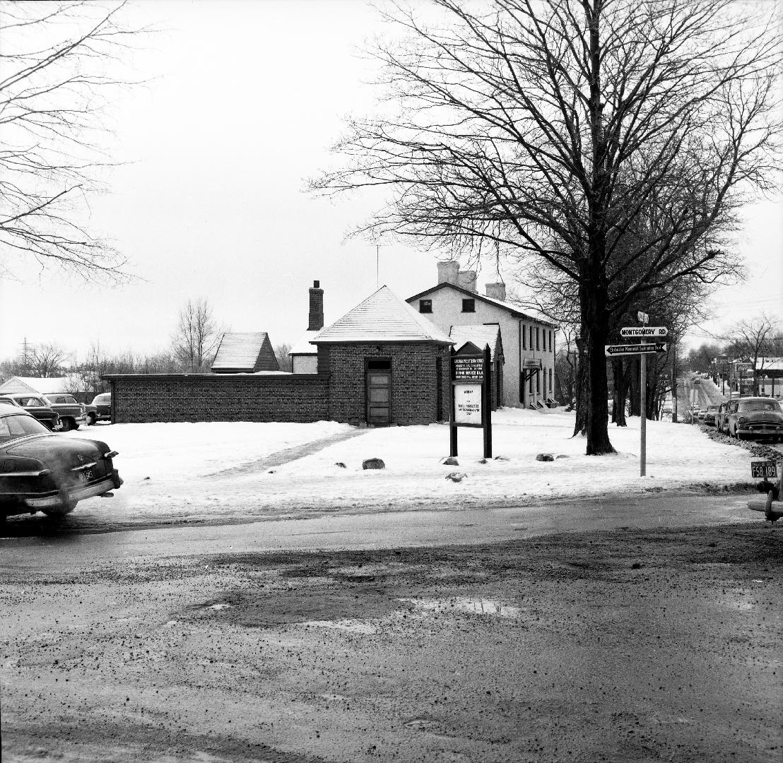 Kingsway Presbyterian Church, Dundas Street West, southwest corner Montgomery Road