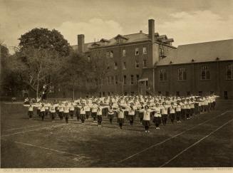 Havergal College, Jarvis St., west side, north of Carlton St., gymnastics