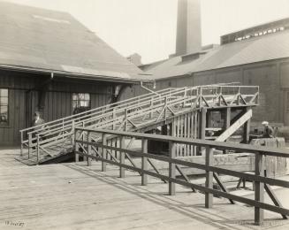 Yonge Street Wharf, Esplanade E