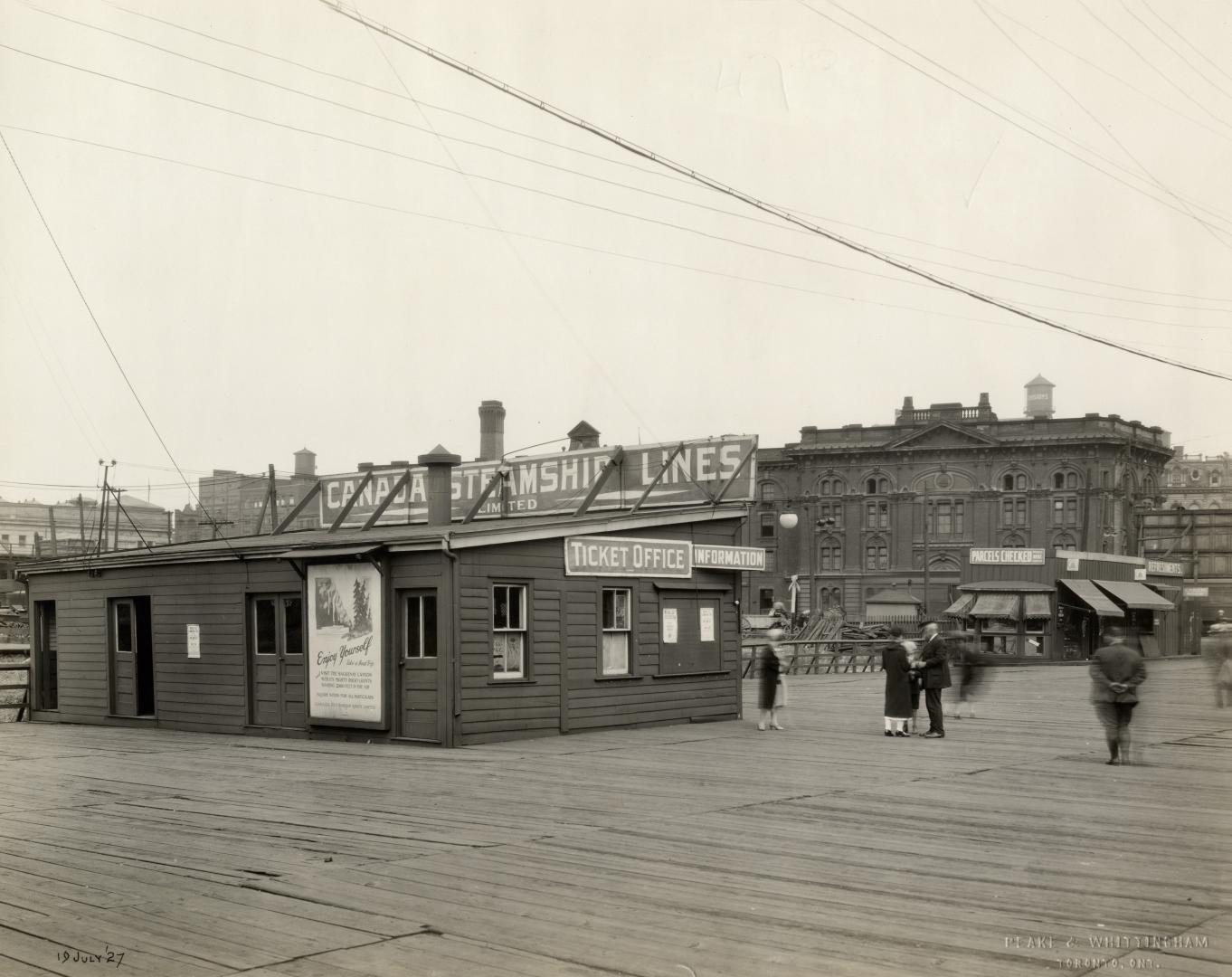 Yonge Street Wharf, Esplanade E