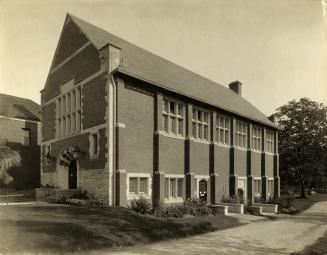 Toronto Public Library, Beaches Branch, Queen Street East, south side, west of Lee Avenue