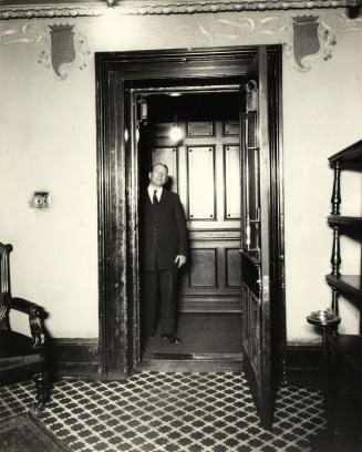 Queen's Hotel, Front Street West, north side, between Bay & York Streets, INTERIOR, lift