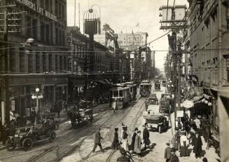 Yonge Street, King To Queen Streets, looking north from King St