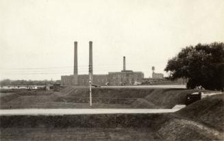 Fort York, gate (eastern), looking n