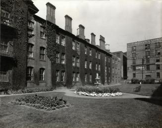 Queen's Hotel, Front Street West, north side, between Bay & York Streets