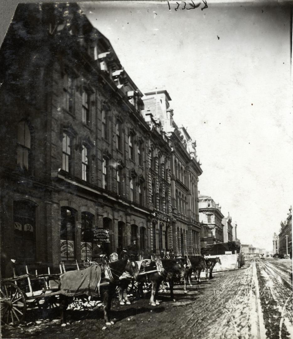 Front Street East, Yonge To Jarvis Streets, looking e