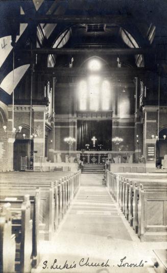 St. Luke's Anglican Church, Bay St., southeast corner St. Joseph St., INTERIOR