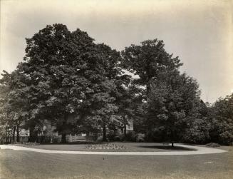 Macaulay, Sir James Buchanan, 'Wykeham Hall', College Street, south side, east of Bay Street; grounds.