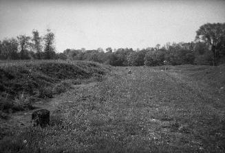 Toronto Suburban Railway, Woodbridge line, right of way, west side Humber River, about one mile south of Woodbridge, looking north