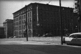 Image shows a multi-floor hotel at the intersection.