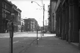 Wellington Street East, looking e