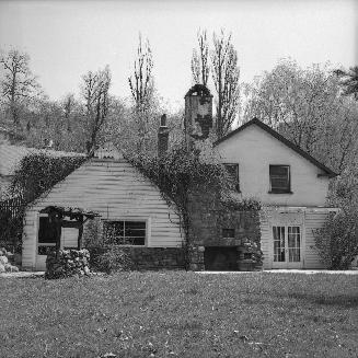 Fantasy Farm, Pottery Road., north side, e. of Don Valley Parkway