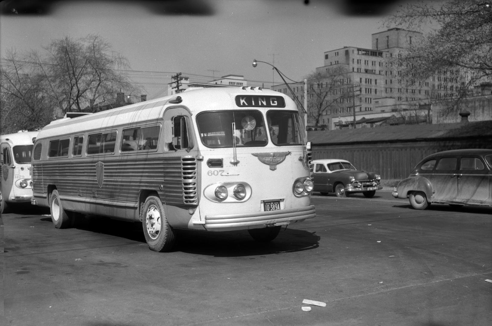 Gray Coach Lines, bus #607, at Gray Coach Lines lot, Elizabeth St