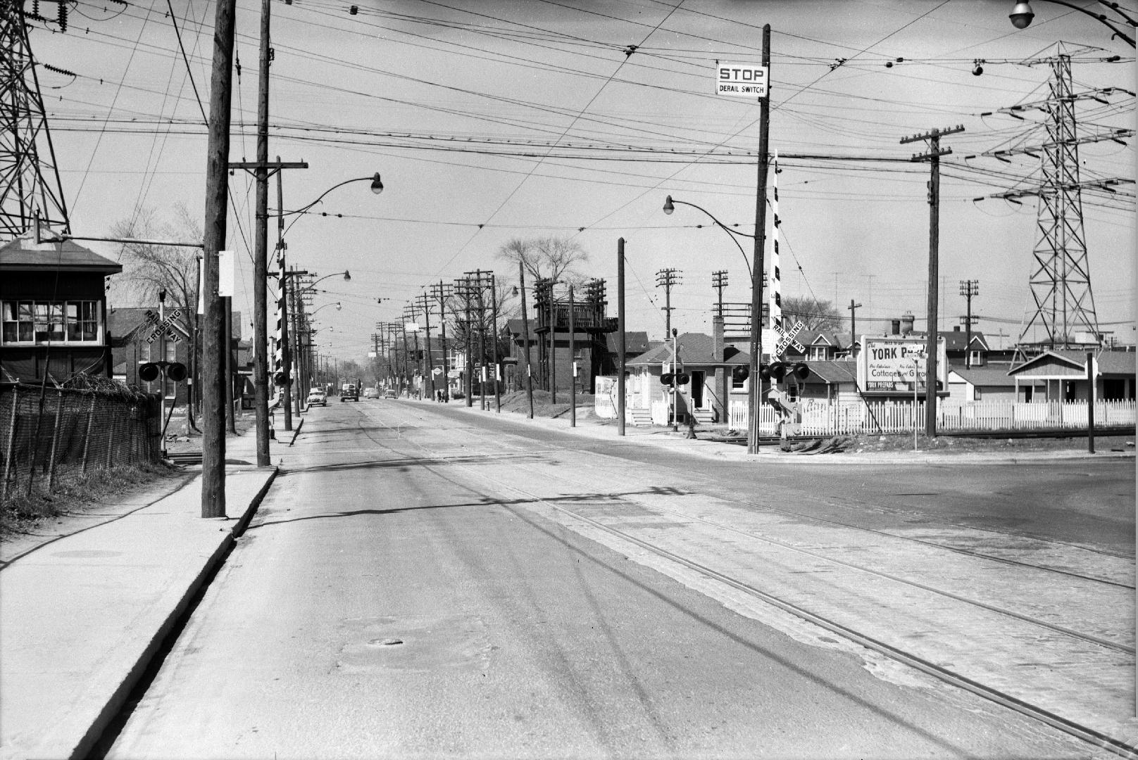 Davenport Road, looking west from Caledonia Park Road across C