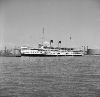 Cayuga, steamer, in Ship Channel (Toronto)