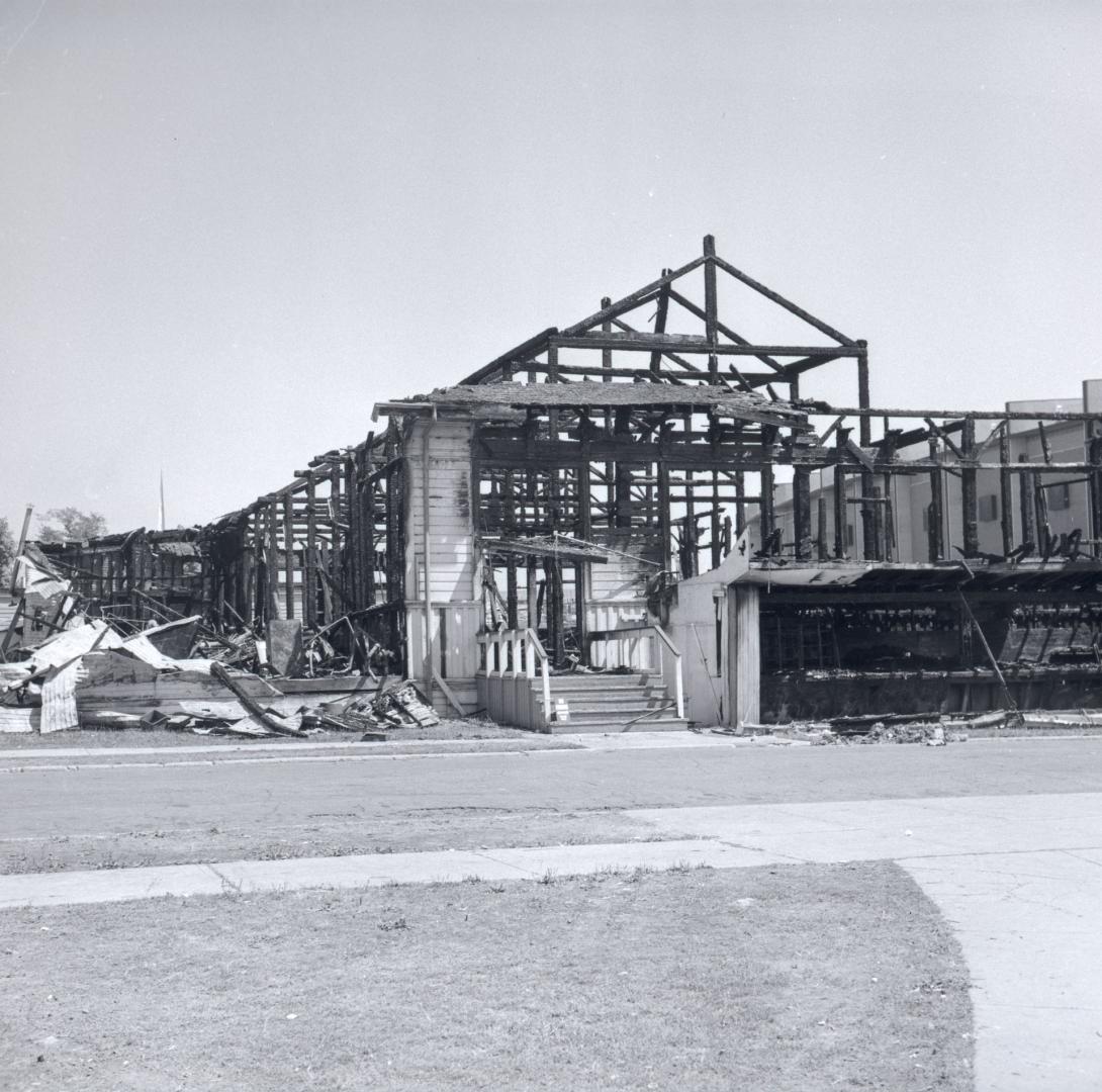 Bird's Restaurant, aftermath of fire of 1 August 1955