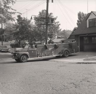 Swansea Municipal Building, Deforest Road, southeast corner Lavinia Avenue, looking southeast