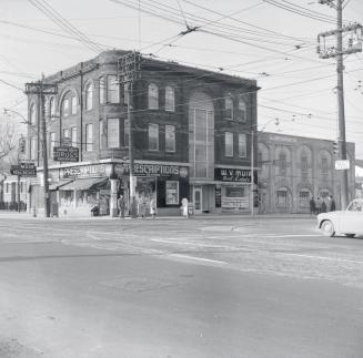 Heydon House, Old Weston Road, northwest corner St