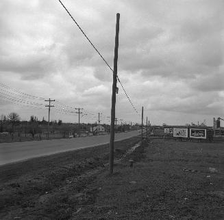 Eglinton Avenue E., looking e. from e. of Danforth Road